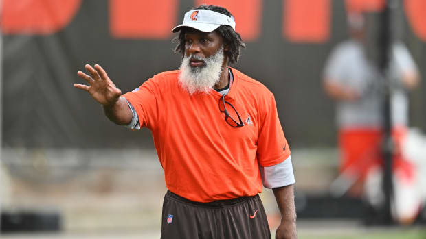 Jul 29, 2021; Berea, Ohio, USA; Cleveland Browns running backs coach Stump Mitchell during training camp at CrossCountry Mortgage Campus.